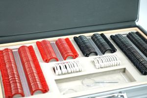 Juego de Lentes de Prueba Oftálmicas TL-V20, Diámetro Grande de 26 mm, Montura Combinada de Plástico y Metal, Plástico Colorido para Clínica de Optometría - Product Image 2