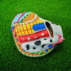 Nouveau design professionnel, <span class=keywords><strong>gant</strong></span> de <span class=keywords><strong>baseball</strong></span> en cuir de vachette personnalisé pour jeunes, thème Toy Story Woody, modèle Sheriff Catcher - Product Image 4