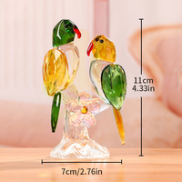 Magnifique perroquet en verre de cristal brésilien poli fait à la main avec branche en cristal gravée - Tendance de la mode Décoration de la maison