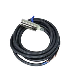 E2B-M12KN08-WZ-B2 Détecteur de proximité E2bm12kn08wzb2 - Product Image 1
