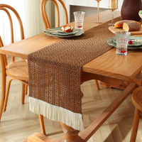 Nappe Moderne Simple Rayée Tissée Tricotée Bohème en Coton et Lin Personnalisable avec Pompons Lavable et Durable pour Maison, Hôtel, Banquet