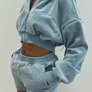 Conjunto de Sudadera Corta con Cremallera y Pantalones Cortos de Algodón para Mujer, Estilo Desgastado, Lavado Ácido, de 2 Piezas, Personalizado - Product Image 4