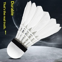 Volants de badminton 12 par paquet, durables, pour entraînement professionnel ; Plumes d'oie et de canard de classe A, sans marque, adaptés
