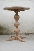 Table rustique de ferme antique en bois massif pour événements et mariages