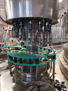 เครื่องปิดฝาขวดแบบโรตารี่อัตโนมัติคุณภาพพรีเมียมสำหรับขวดไวน์ วิสกี้ และน้ำผลไม้ พร้อมจำหน่ายในราคาส่งออก - Product Image 4