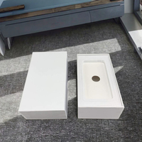 Boîte d'emballage rigide écologique en matériaux recyclés de luxe blanche sur mesure pour accessoires de téléphone portable avec couvercle et fond