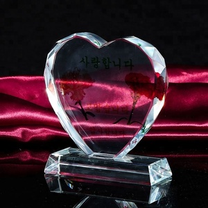 Bán Buôn Trống Tinh Thể Thủy Tinh Khung Ảnh Tùy Chỉnh 3D Hình Trái Tim Sang Trọng Bền Hộp Quà Tặng Cho Trang Trí Nội Thất - Product Image 6