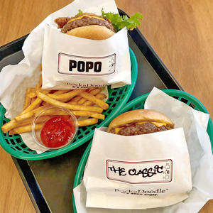 Sacs en papier kraft personnalisables, écologiques, jetables, résistants à la graisse, recyclables, à fond pointu et enduit pour frites et burgers - Product Image 3