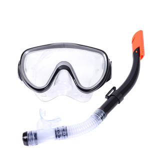 Masque de plongée pour adultes avec tuba à embout sec, étanche, anti-buée, verres en verre trempé pour sports nautiques - Product Image 1