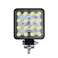 Vente en gros 4 pouces LED antibrouillard 6000K 12V/24V/48W carré voiture LED lumière de travail pour la conduite tout-terrain feux pour camions bateaux