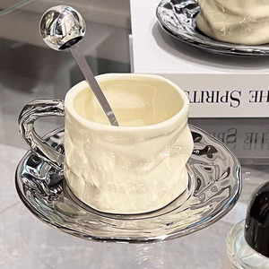 Taza <span class=keywords><strong>de</strong></span> Café <span class=keywords><strong>de</strong></span> Cerámica <span class=keywords><strong>de</strong></span> Lujo Europea <span class=keywords><strong>de</strong></span> Alta Calidad, Tazas y Platillos <span class=keywords><strong>de</strong></span> Cerámica, Vajilla, Taza con Asa Plateada - Product Image 1