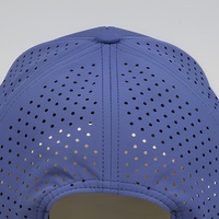 Casquette de baseball et de golf personnalisée à 6 panneaux en sergé, imperméable, 100 % polyester, perforée au laser, respirante, à fermeture snapback, séchage rapide