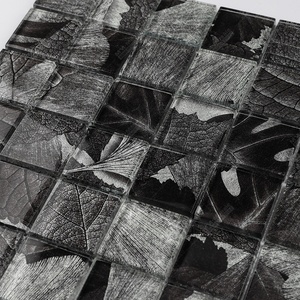 Liquidation Foshan fabricant 48x48mm carré brillant gris érable motif mur verre <span class=keywords><strong>mosaïque</strong></span> carrelage pour <span class=keywords><strong>salle</strong></span> <span class=keywords><strong>de</strong></span> <span class=keywords><strong>bain</strong></span> cuisine dosseret - Product Image 3