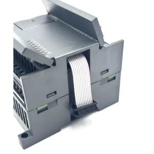 Nouveaux contrôleurs dédiés PLC PAC SIEM 6ES7221-1BH22-0XA0 pour le contrôle industriel et en stock - Product Image 3