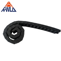 Équipement d'automatisation de machine de câble en nylon flexible en plastique durable de vente chaude pour la production en série de chaînes de traînée