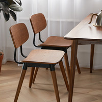 Chaise à dossier en bois massif de luxe nordique personnalisée pour salle à manger de petite taille, idéale pour une utilisation familiale