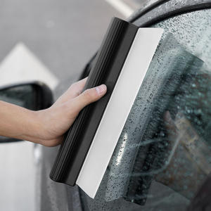 Limpiacristales de una pieza para coche, material PP, tira de silicona para limpiar cristales de coche. - Product Image 1