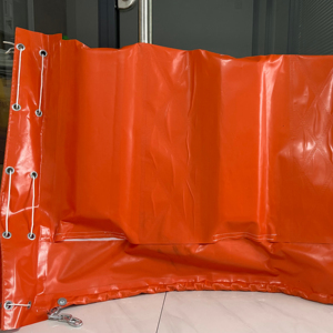 Barrera de PVC Tipo II para Contener y Recuperar Derrames de Petróleo - Product Image 1