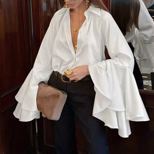 Chemise chic pour femme en mélange de coton blanc, coupe oversize, boutonnée, avec manches évasées superposées spectaculaires - Blouse élégante et tendance - Product Image 6