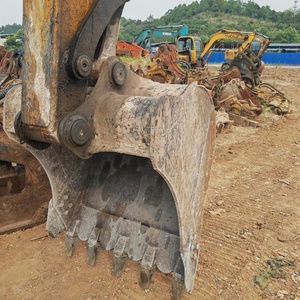 เครื่องจักรก่อสร้างมือสอง SANY 135C รถขุดตีนตะขาบ SANY แท้ น้ำหนัก 13.5 ตัน รถขุดไฮดรอลิก ขายในราคาถูก - Product Image 4