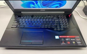 Ordinateur portable de jeu 17 pouces Titan Core <span class=keywords><strong>I7</strong></span> 16 Go GTX1070-8 Go 120 Hz SSD Clavier anglais Windows 10 Autonomie de 4 heures - Product Image 2