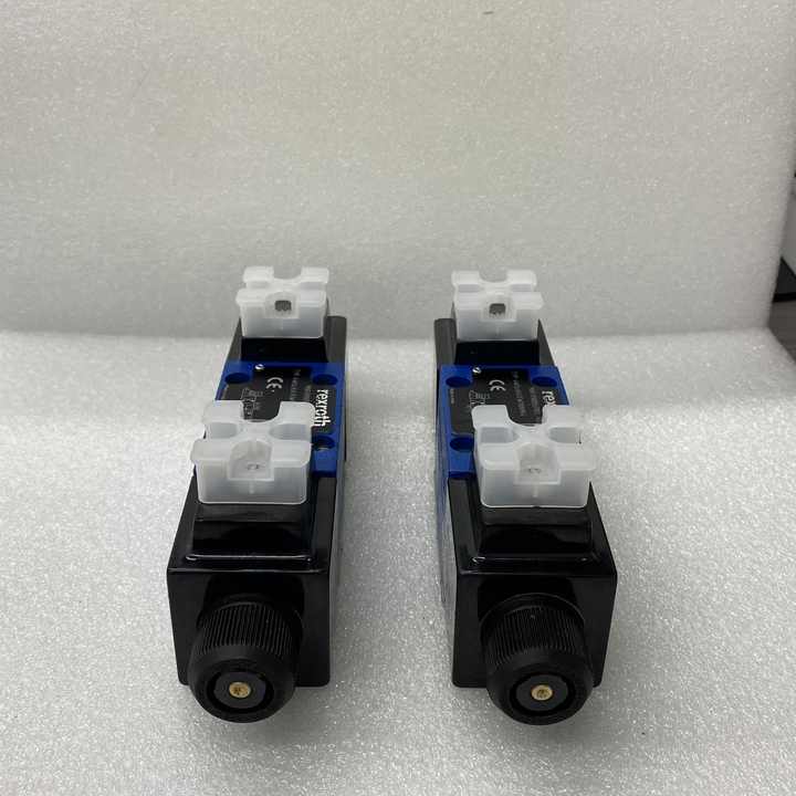 348470_4