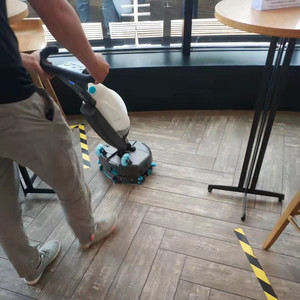 Kedi Floor Scrubber 28 In 48V Lithium Battery Commercial Restaurant Use - Product Image 3