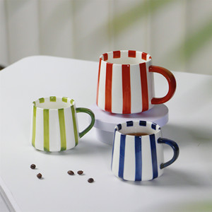 Ensemble <span class=keywords><strong>de</strong></span> tasses à café en céramique rayées vintage, rouge, vert, bleu, tasse en porcelaine peinte à la main pour la maison, le bureau, le petit-déjeuner, le thé, le lait, les boissons - Product Image 1