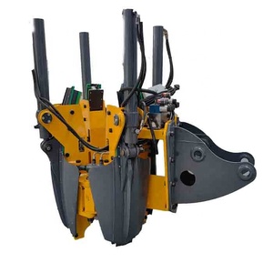 Escavatore di macchinari forestali, albero in movimento e macchina di contenimento - Product Image 1