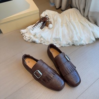 Mocassini Brogue Rossi Vintage Stile Britannico con Nappe in Microfibra da Donna, Nuovi Arrivi Primavera 2026, Fondo Piatto