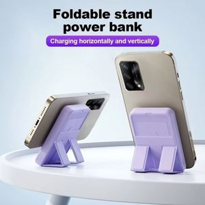 Fuente de Alimentación Inalámbrica Magnética de 10000 mAh y 22.5 W con Puerto USB Tipo C para Teléfonos Móviles, con Soporte y Pantalla Digital - Product Image 2