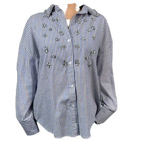 Camisa de Popelina a Rayas Personalizada para Mujer con Adorno de Pedrería |   Corte holgado, manga larga, cuello vuelto, informal - Product Image 1