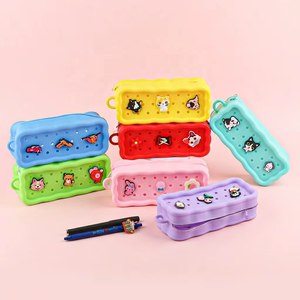 Porte-monnaie en silicone grande capacité Gangru <span class=keywords><strong>pour</strong></span> filles - Portefeuille étanche à chaîne avec breloques de dessins animés et fleurs <span class=keywords><strong>pour</strong></span> chaussures, écologique - Product Image 6