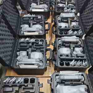 Dron DJMatrice 4T/4E Plus Combo Edición Universal, Largo Alcance, Imágenes Térmicas, Respuesta a Emergencias Públicas, Construcción, Topografía - Product Image 1