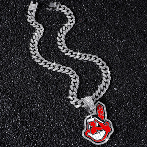 Pendentif sportif en émail <span class=keywords><strong>Cleveland</strong></span> <span class=keywords><strong>Indians</strong></span> Chief Wahoo, bijoux hip-hop unisexe pour enfants, plaqué or 14 carats, alliage de zinc, style cubain glacé - Product Image 2