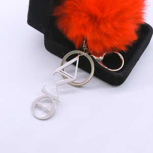 Venta al por mayor de moda <span class=keywords><strong>Delta</strong></span> Sigma Theta símbolo rojo pompón Furball decorado hermandad de mujeres llavero de acero inoxidable acento encanto colgante - Product Image 5