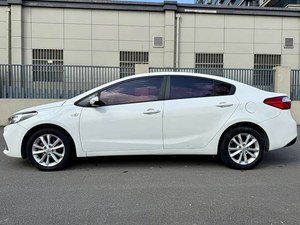 Offre Spéciale <span class=keywords><strong>Prix</strong></span> Bas K3 <span class=keywords><strong>2016</strong></span> 1.6L 6AT GL Berline Essence 5 Places Fabriquée en Chine Blanche Automatique Voiture d'<span class=keywords><strong>Occasion</strong></span> Économe en Carburant - Product Image 3