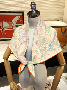 Pañuelo Cuadrado de Mujer de 90*90cm, Chal Grande con Estampado <span class=keywords><strong>Digital</strong></span> Moderno, Elegante y de Alta Gama, Toalla para el Cabello al por Mayor - Product Image 6