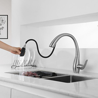 Robinet de lavabo moderne en céramique à finition huilée, avec poignée unique et jet de pluie doux, idéal pour le lavage des légumes