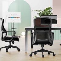 Chaise de bureau ergonomique moderne, pivotante et réglable, avec large appui-tête et dossier haut en maille