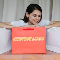Sac en papier blanc de luxe personnalisé pour le shopping, avec poignée en ruban, logo imprimé, pliable, sac en papier artistique populaire pour boutique