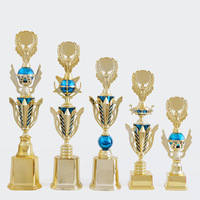 Trophée de baseball et de cricket transfrontalier personnalisé avec impression UV pour la formation, les clubs, les compétitions d'enfants, en plastique créatif