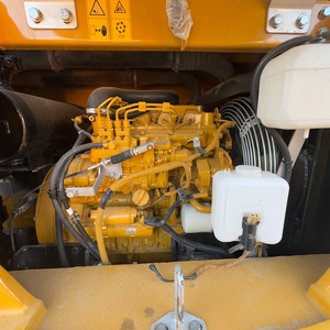 Excavadora Hidráulica Mini CAT307E2 de 7 Toneladas, Marca Caterpillar, Fabricada en Japón, a Bajo Precio, con Retroexcavadora, Potencia de 43KW y Capacidad de Cucharón de 0.31m - Product Image 3