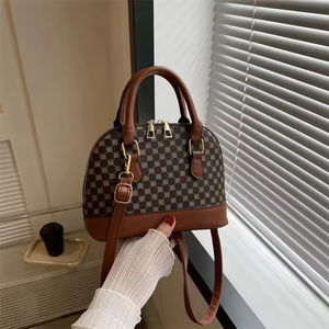 Elegante Bolso Cruzado para Mujer - Bolso de Hombro de Cuero PU con Graffiti y Organizador de Cartera, Relojes Mecánicos de Moda - Product Image 5