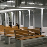 Banc d'extérieur urbain moderne intelligent alimenté par des cellules solaires Siège en bois de haute qualité avec acier inoxydable Mobilier urbain de qualité supérieure