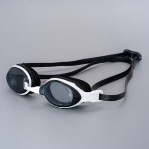 แว่นตาว่ายน้ำเด็กแบบกันฝ้า ป้องกันสายตาสั้น กันน้ำ พร้อมสายรัดซิลิโคนและป้องกันรังสียูวี - Product Image 6