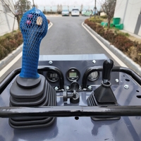 Konut İnşaatları için EPA Euro5 Sertifikalı Çok Fonksiyonlu Mini Skid Steer Yükleyici
