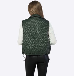 <span class=keywords><strong>Gilet</strong></span> oversize trapuntato <span class=keywords><strong>verde</strong></span> lavorato a maglia con Design imbottito in pile da <span class=keywords><strong>donna</strong></span> personalizzato OEM/ODM autunno inverno - Product Image 5