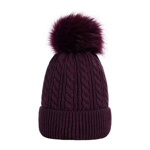 Bonnet d'hiver tricoté <span class=keywords><strong>en</strong></span> acrylique chaud de haute qualité avec pompon <span class=keywords><strong>en</strong></span> <span class=keywords><strong>fausse</strong></span> <span class=keywords><strong>fourrure</strong></span> - Product Image 2