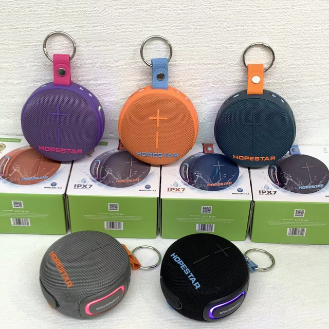 P92 Outdoor Waterproof Speaker Portable TF Card Bass Subwoofer Handheld Gift Speaker